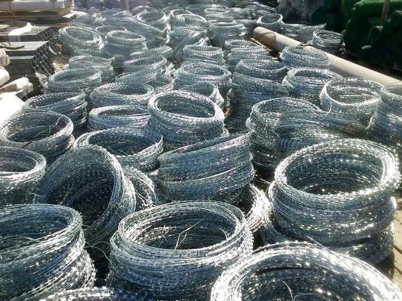 Колючий дріт «Єгоза» на барабані